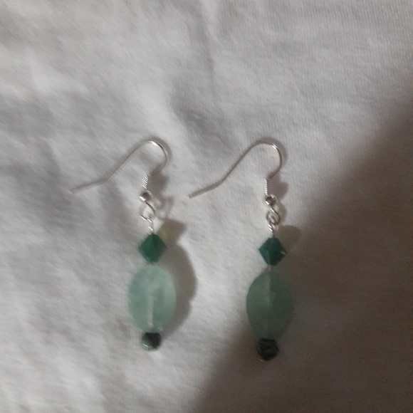 Earrings - Picture 1 of 1